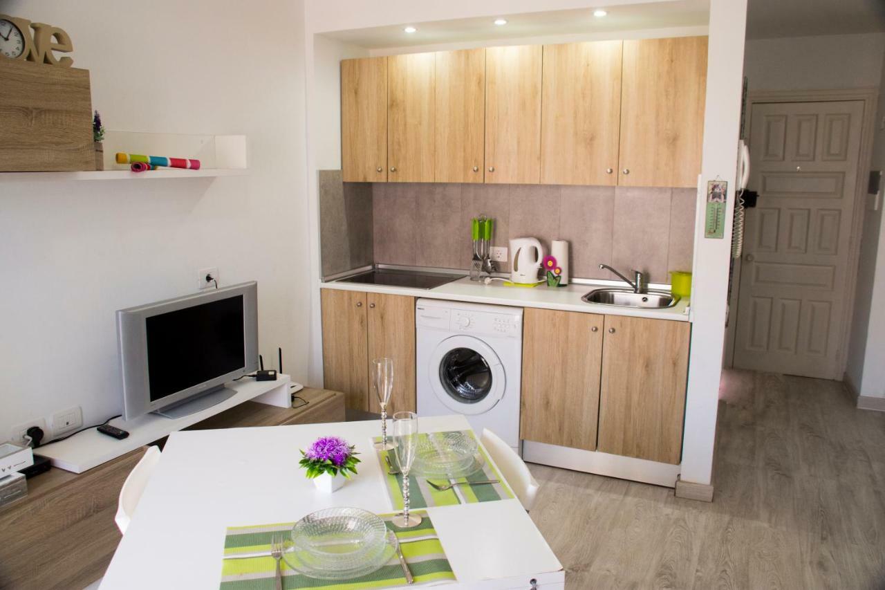 Apartamento Casita Blanca คอร์ราเลโฮ ภายนอก รูปภาพ