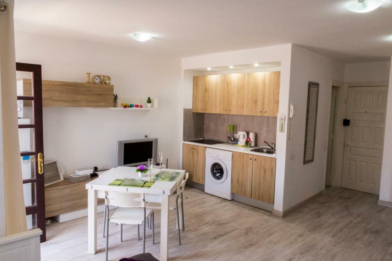 Apartamento Casita Blanca คอร์ราเลโฮ ภายนอก รูปภาพ